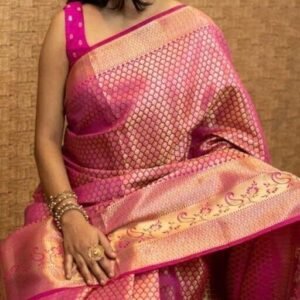 Women's Kanjivaram Soft Silk Saree With Blouse Piece